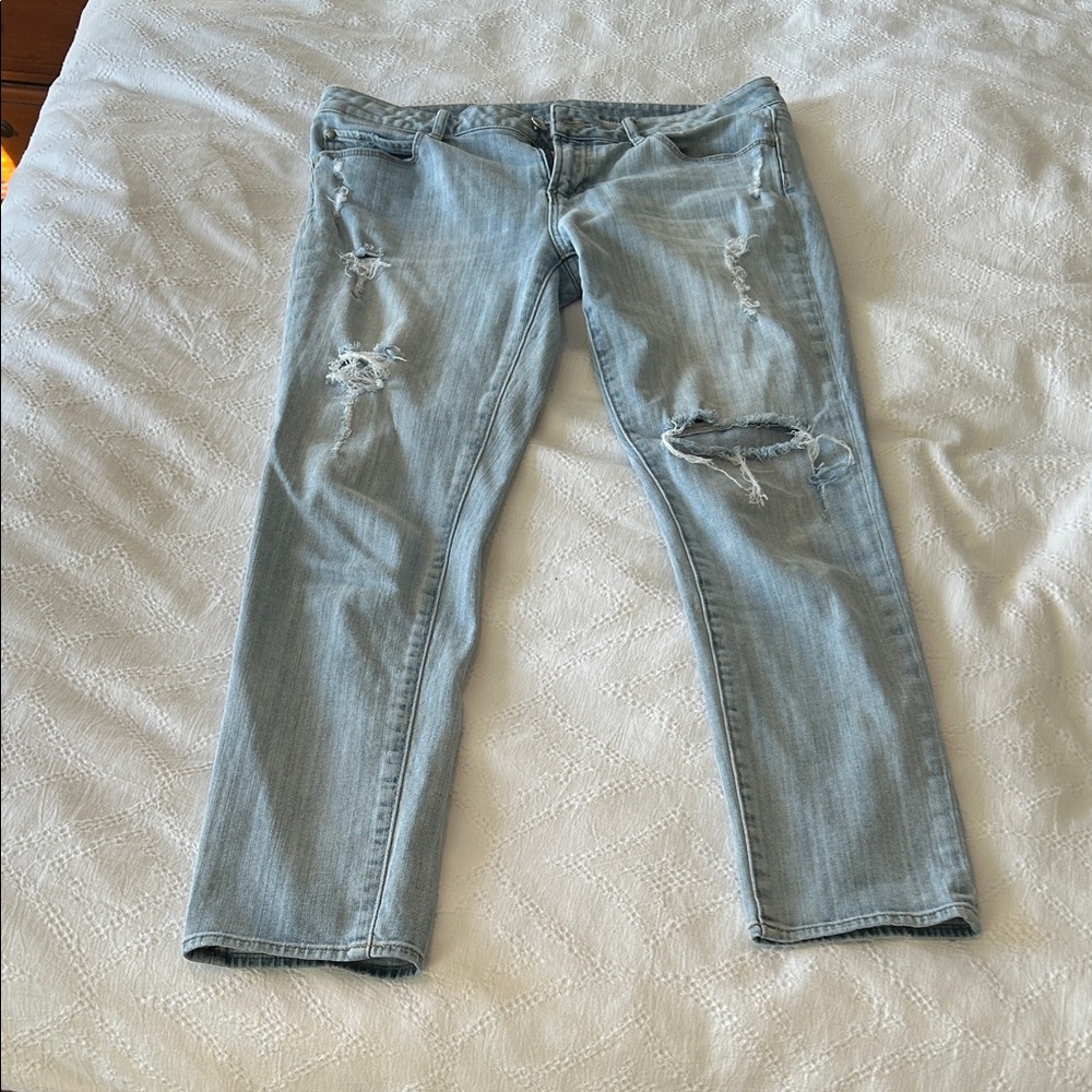 Articles Of Society Light Blue Distressed Skinny Jeans size 24
